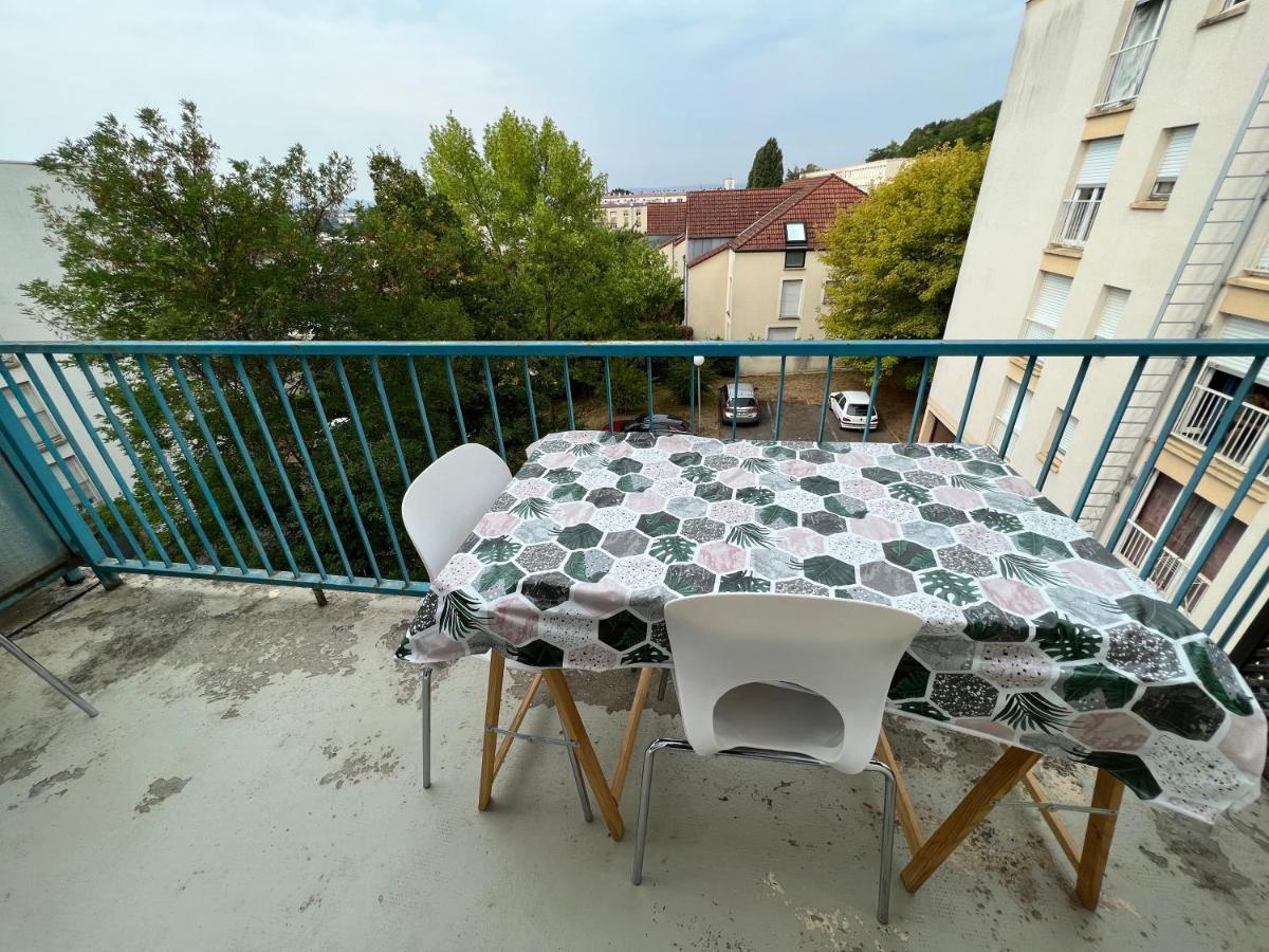 Le Gousselot Parking Metz Pompidou Un-Sejour-A-Part Apartment Luaran gambar
