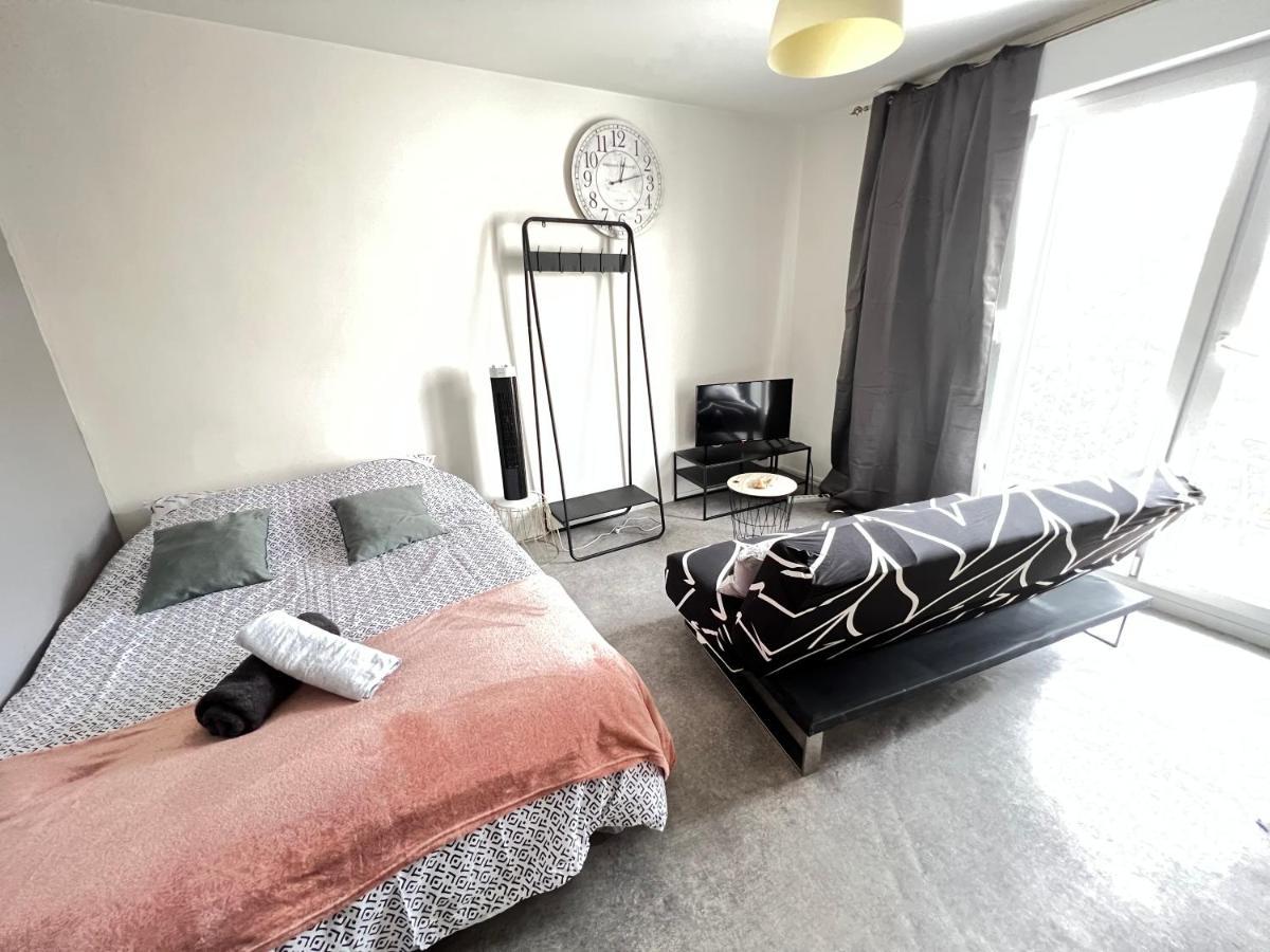 Le Gousselot Parking Metz Pompidou Un-Sejour-A-Part Apartment Luaran gambar